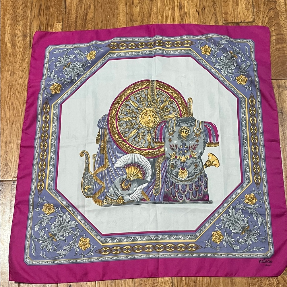 VINTAGE PATRICIA PARIS  LAHMY MADE IN ITALY SCARF WOMEN’S SCARF